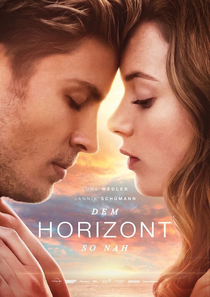 دانلود فیلم Close to the Horizon 2019